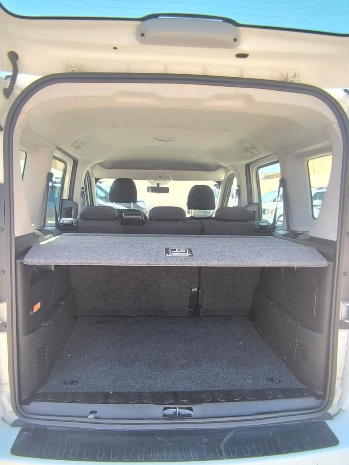 Doblò 1.6 MJT 105 CV Dynamic 5 POSTI 2015