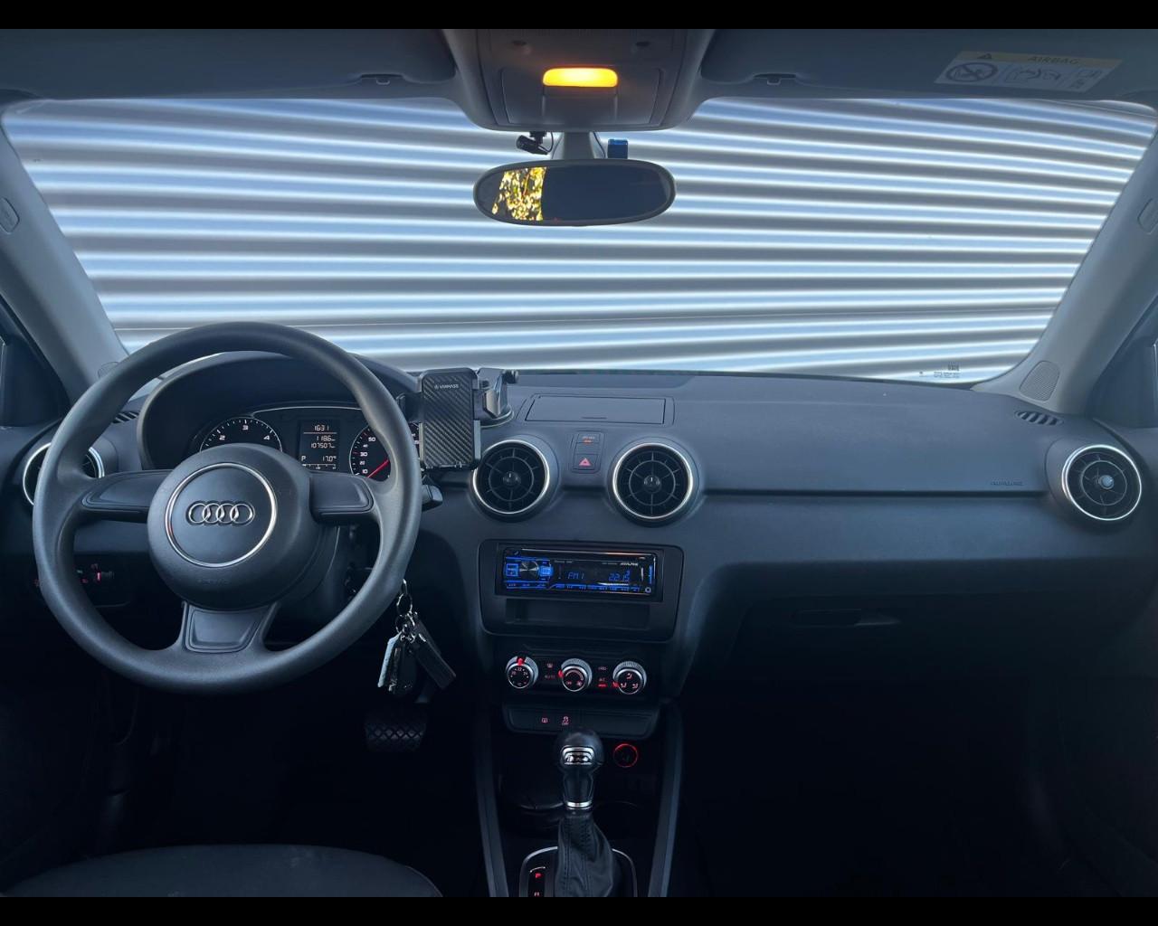 AUDI A1 SPORTBACK 1.4 TDI METAL PLUS S-TRONIC