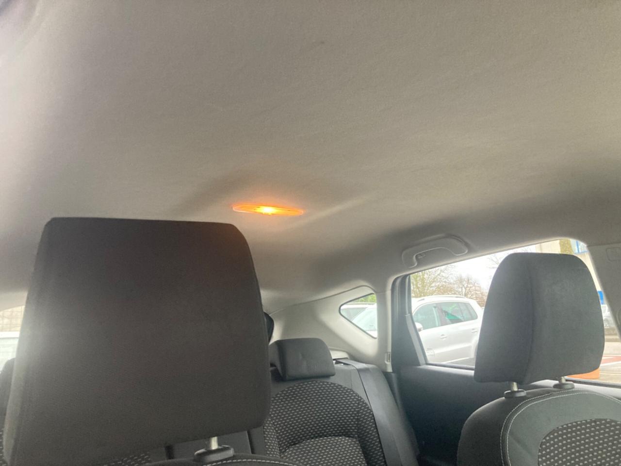 NISSAN QASHQAI 1.6 BENZINA/GPL (DA VETRINA)