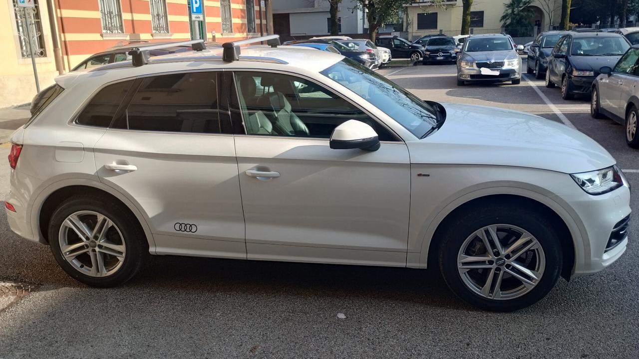 Audi Q5 35 TDI quattro S tronic line plus