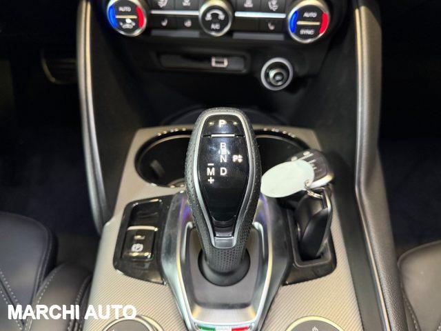 ALFA ROMEO Giulia 2.2 Turbodiesel 210 CV AT8 AWD Q4 Veloce