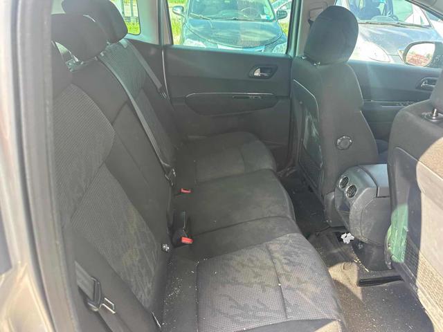 PEUGEOT 3008 1.6 HDi 112CV Tecno senza nessun lavoro da fare