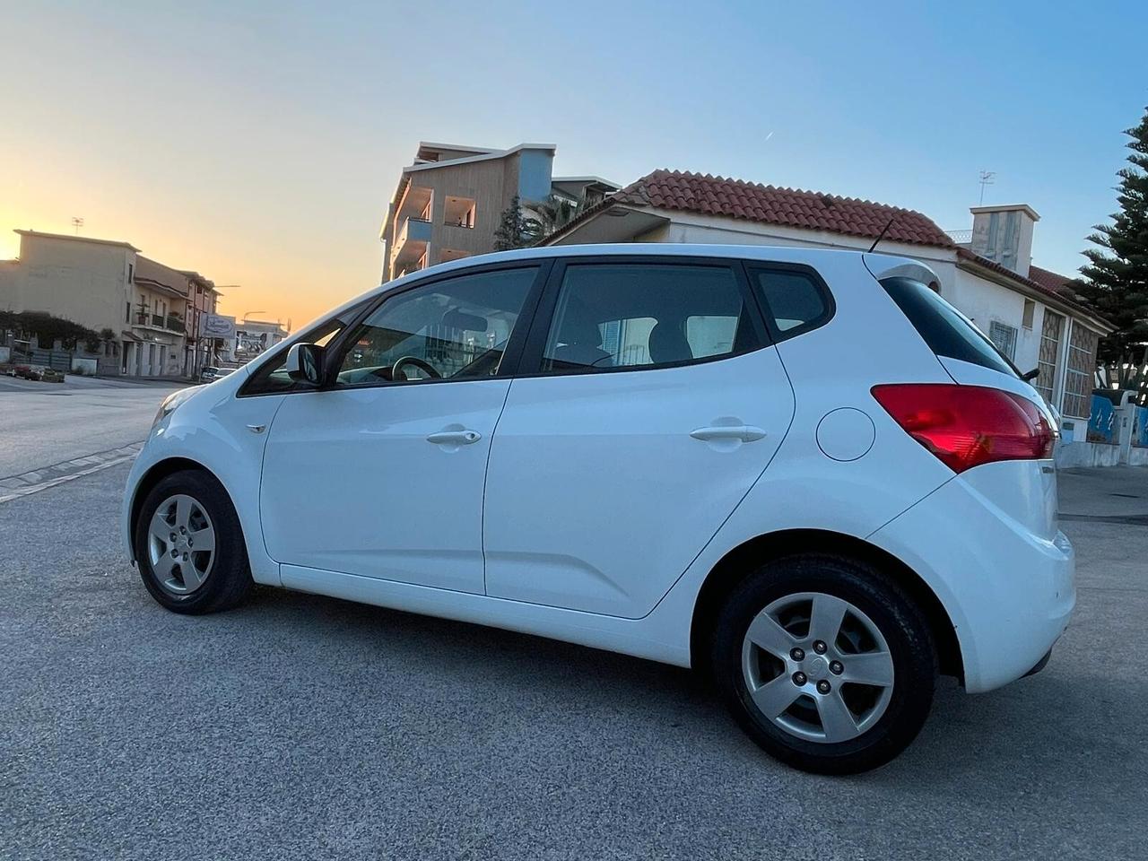 Kia Venga 1.4 CVVT Cool