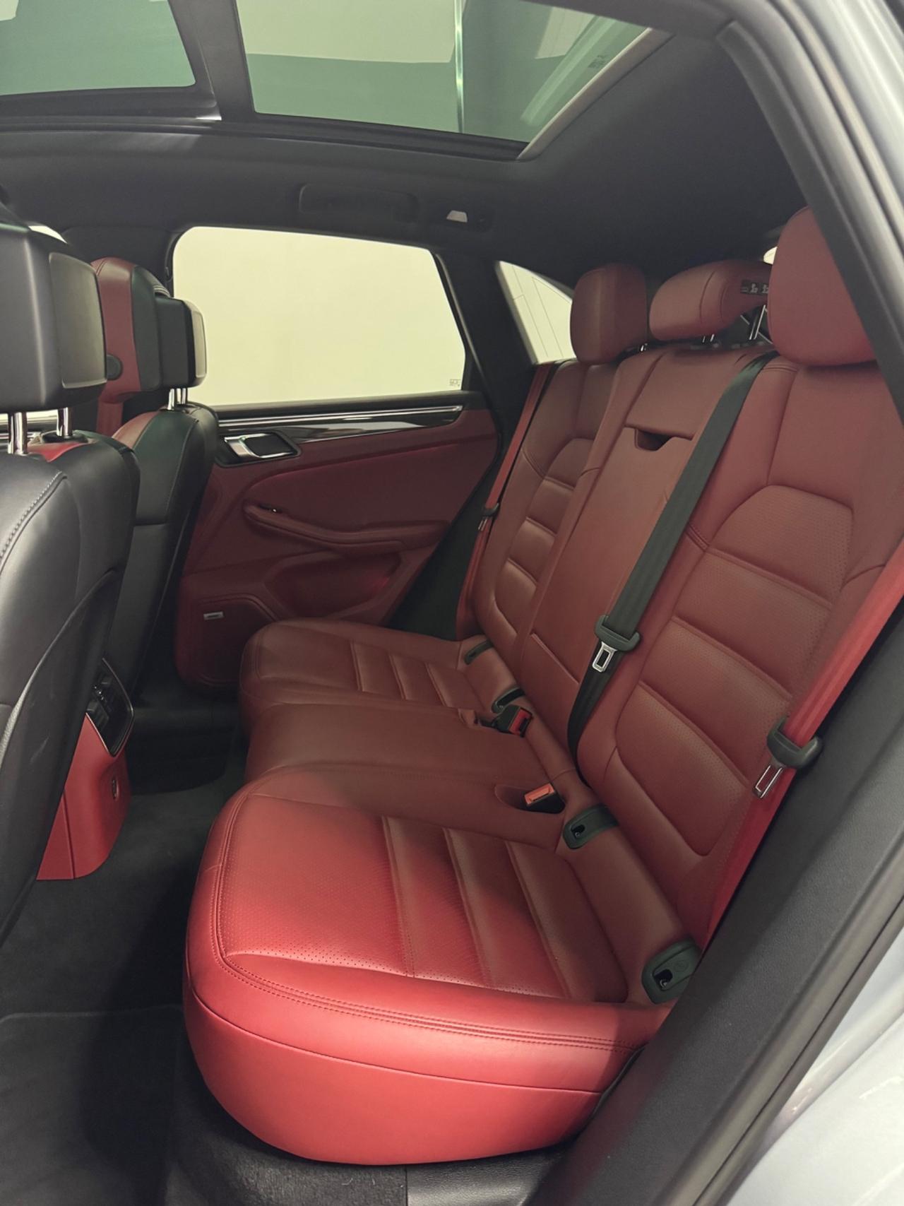 Porsche Macan 2.0 Sport Chrono Carbon 21 tetto navi NO SUPERBOLLO