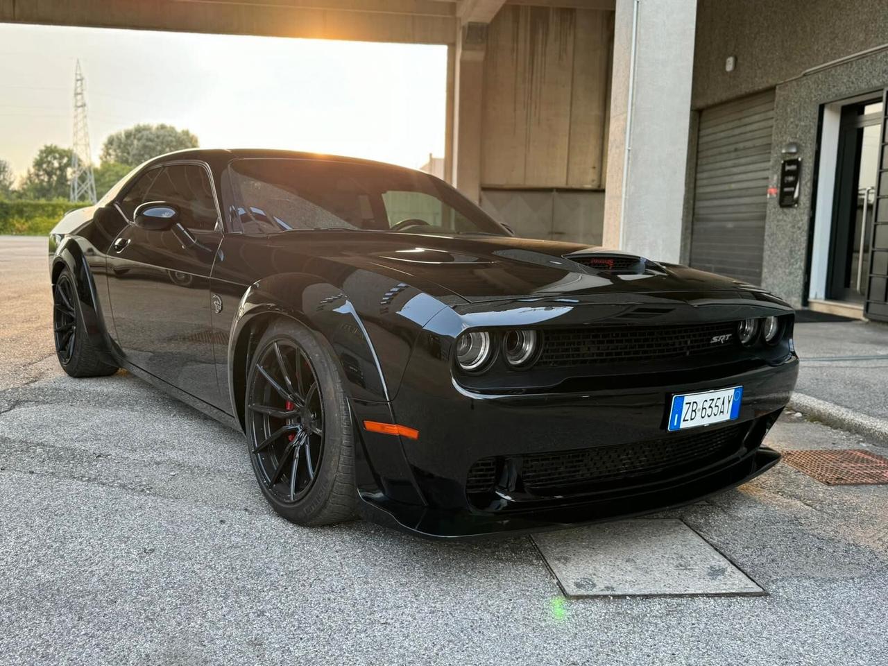 Dodge Challenger SRT HELLCAT 2017