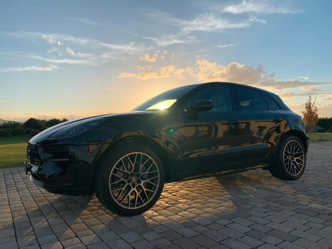 Porsche Macan 3.0 S FULL OPT rate da 129,00