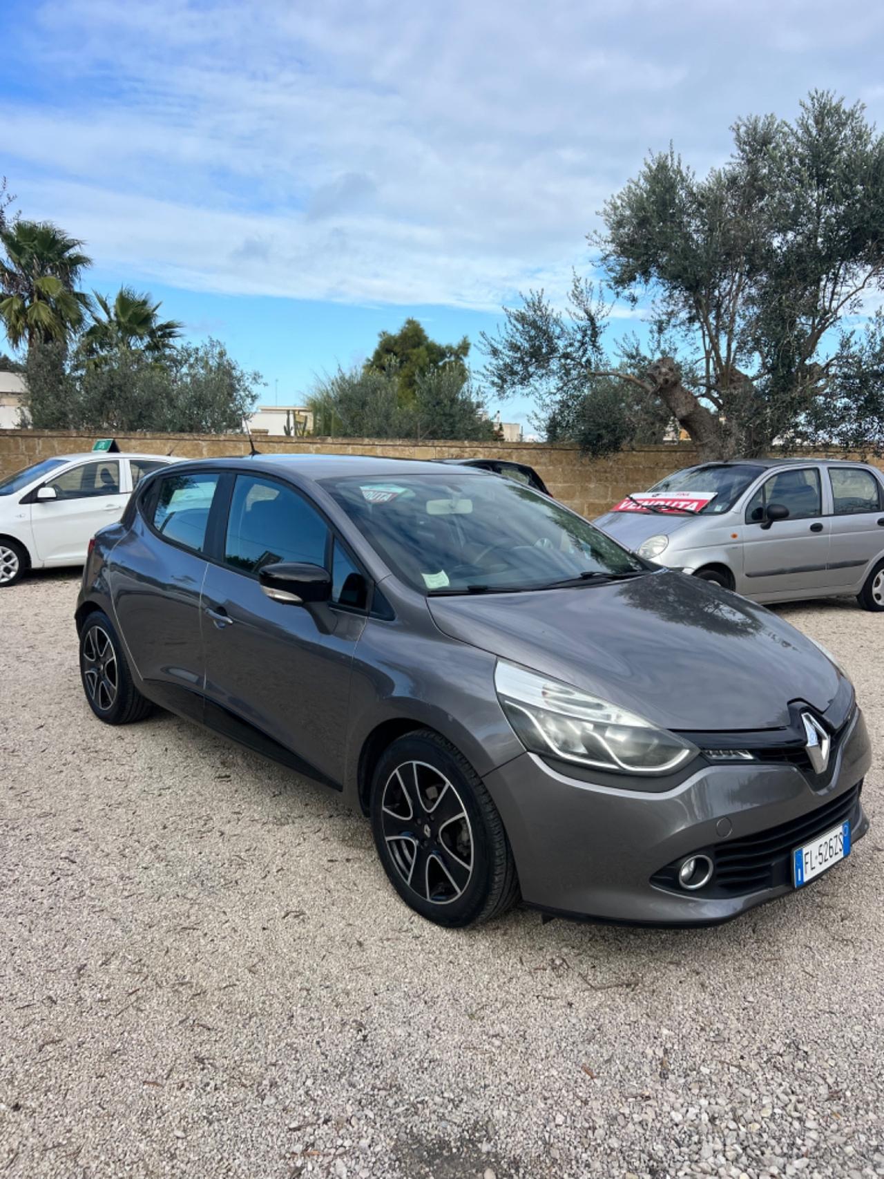 Renault Clio 1.2 75CV GPL 5 porte Live xfetta in tutto!!