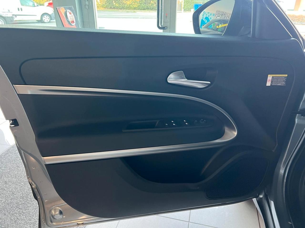 Jeep Avenger 1.2 Turbo 110 CV MHEV Summit