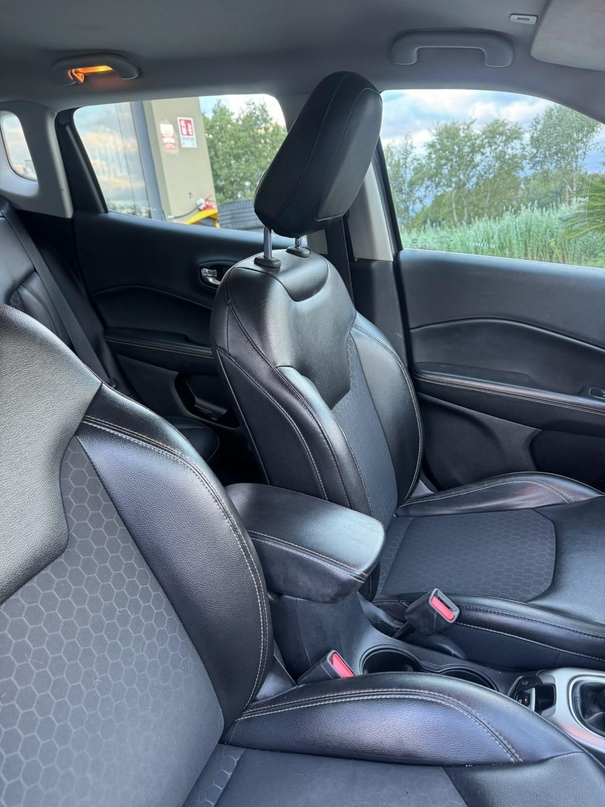 Jeep Compass 1.6 Multijet accetto permute e finanziamenti