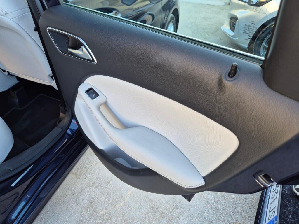 Mercedes B 180 d Executive UNICO PROPRIETARIO