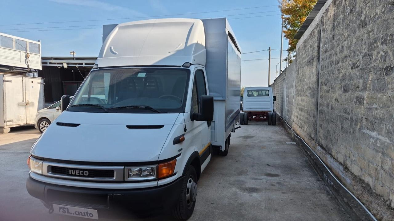 Iveco Daily corsa lunga 4mt x 240 PAT B