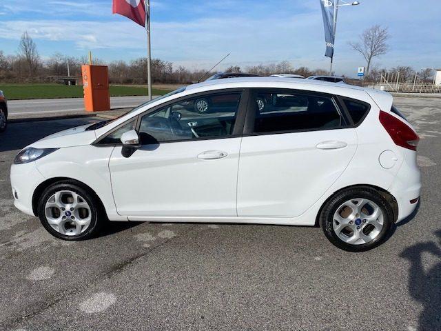 FORD Fiesta 1.4 TDCi 70CV 5 p. "UNICO PROPRIETARIO"