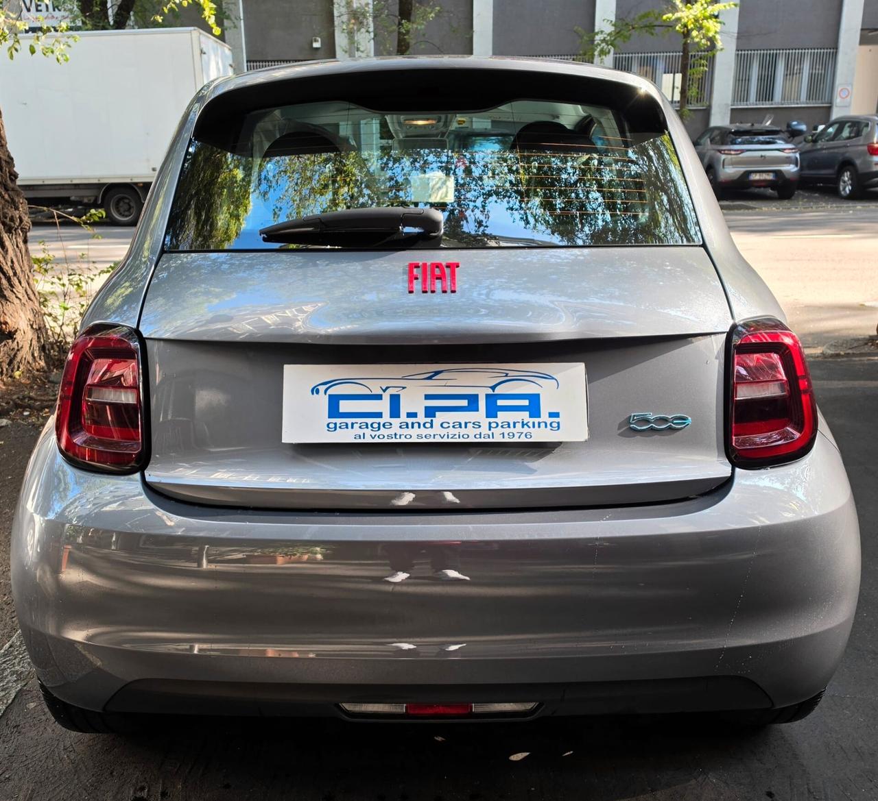 Fiat 500 500e Berlina 23,8 kWh Red