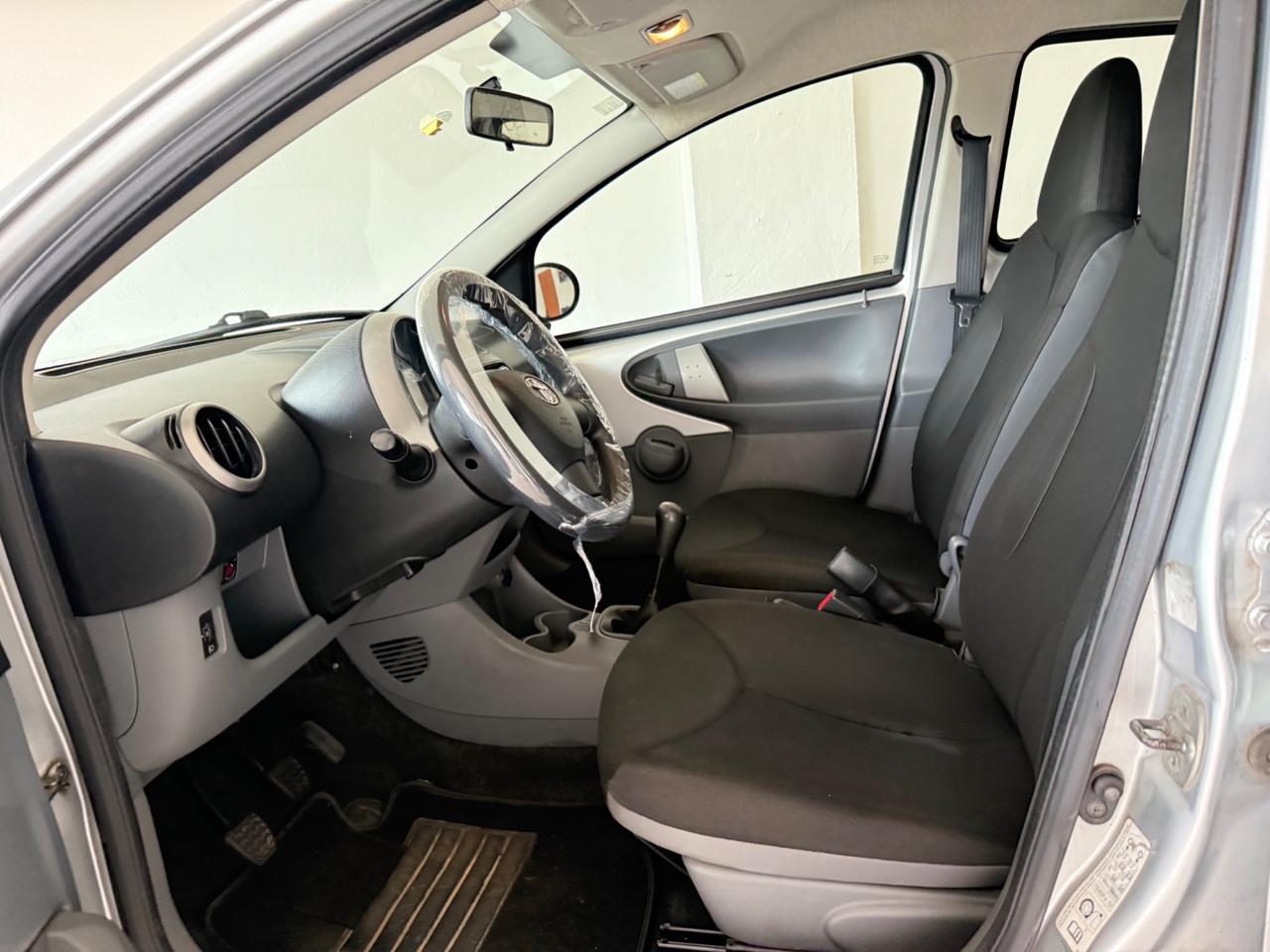 Toyota Aygo 1.0 12V VVT-i 5 porte Now
