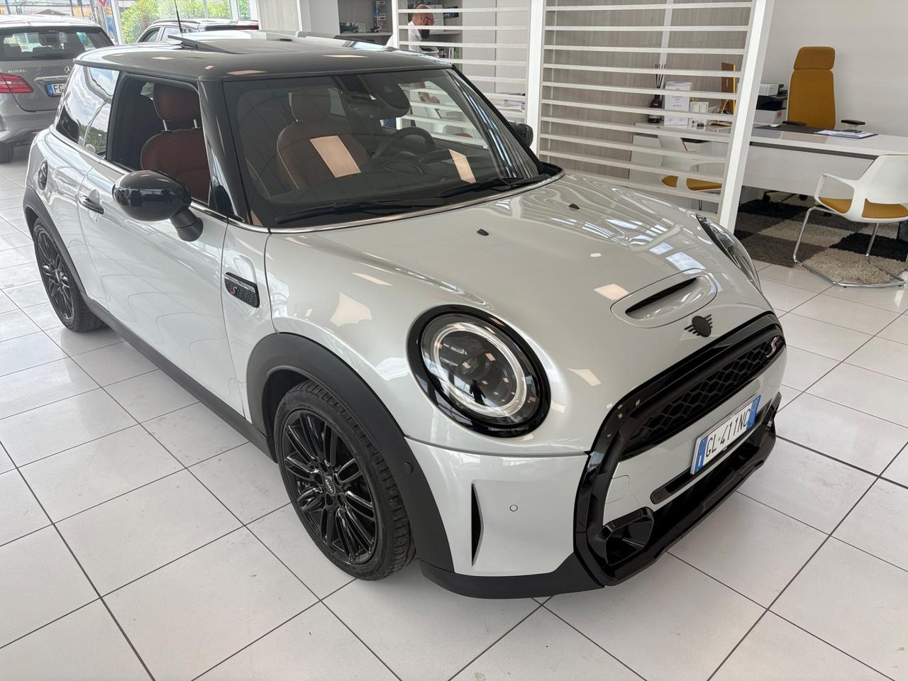 Mini Mini 2.0 Cooper S Yours 3p. Auto