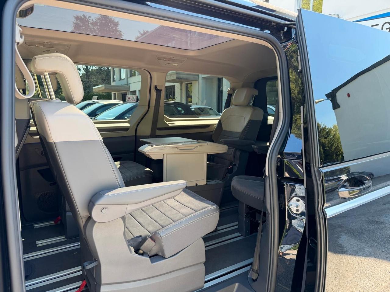 Volkswagen Multivan T7 1.4 TSI eHybrid Style Bulli VW UFFICIALE