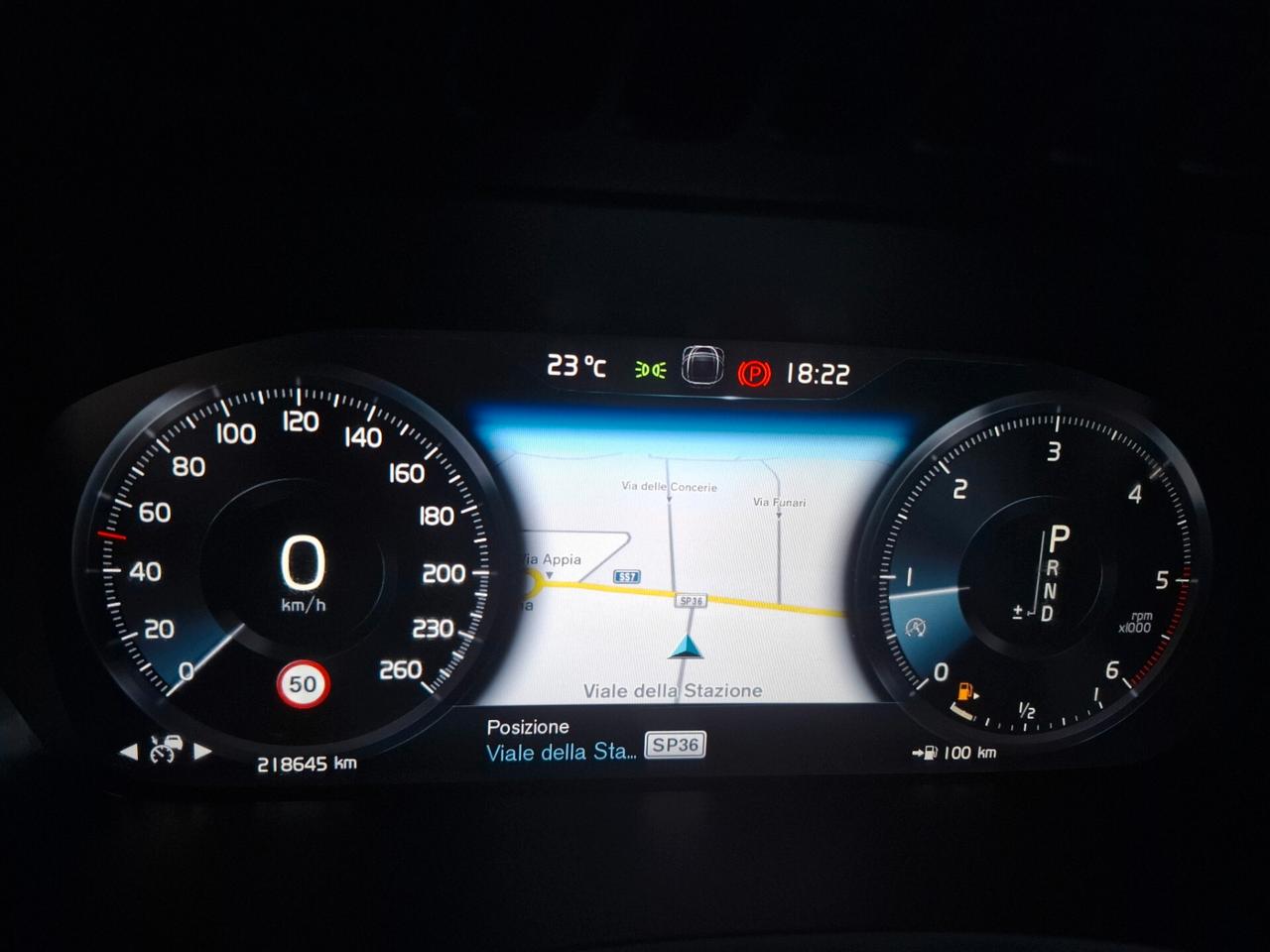 Volvo XC 90 XC90 D5 AWD Geartronic 7 posti Momentum
