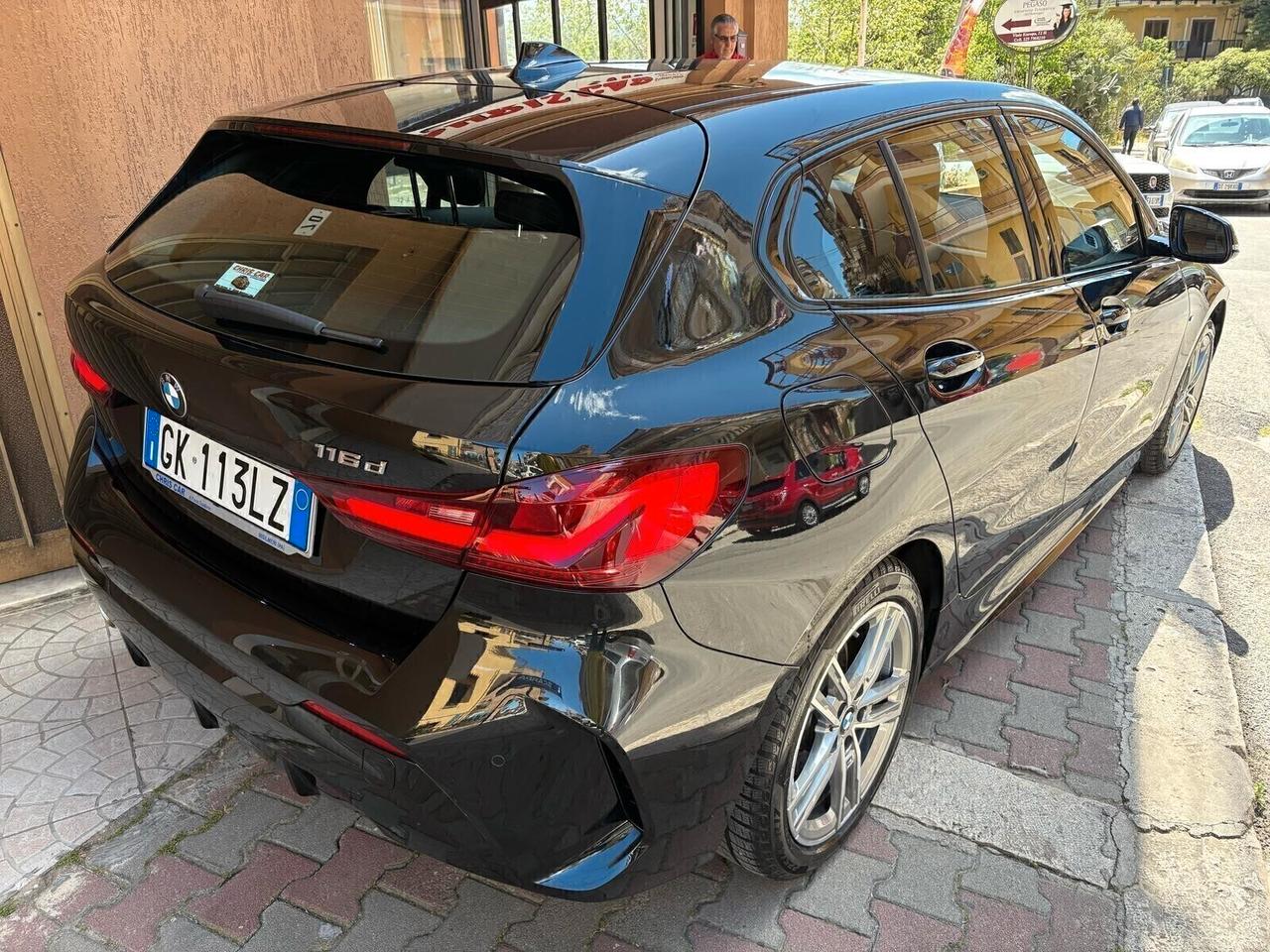 Bmw 116d 5p. Msport 18000 KM