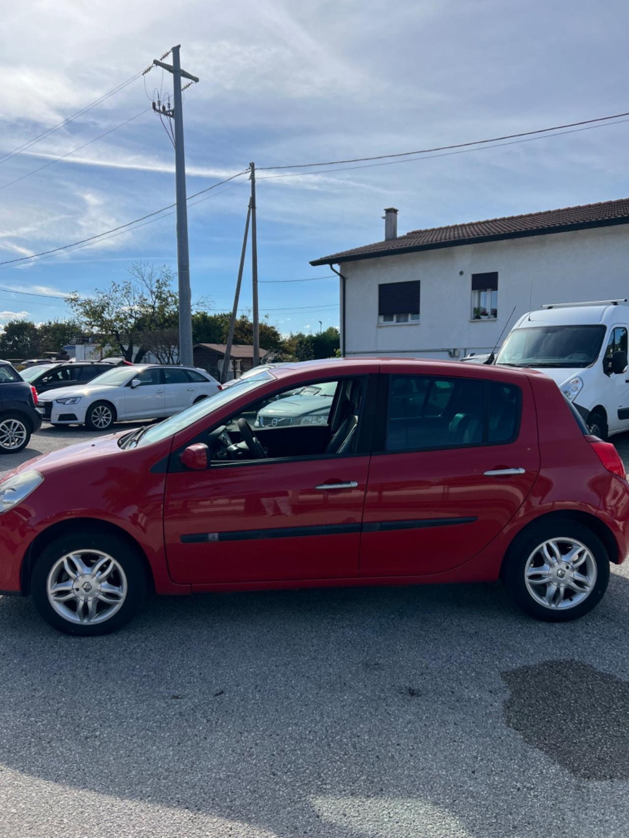 Renault Clio Storia 1.2 5 porte OK NEOPATENTATI