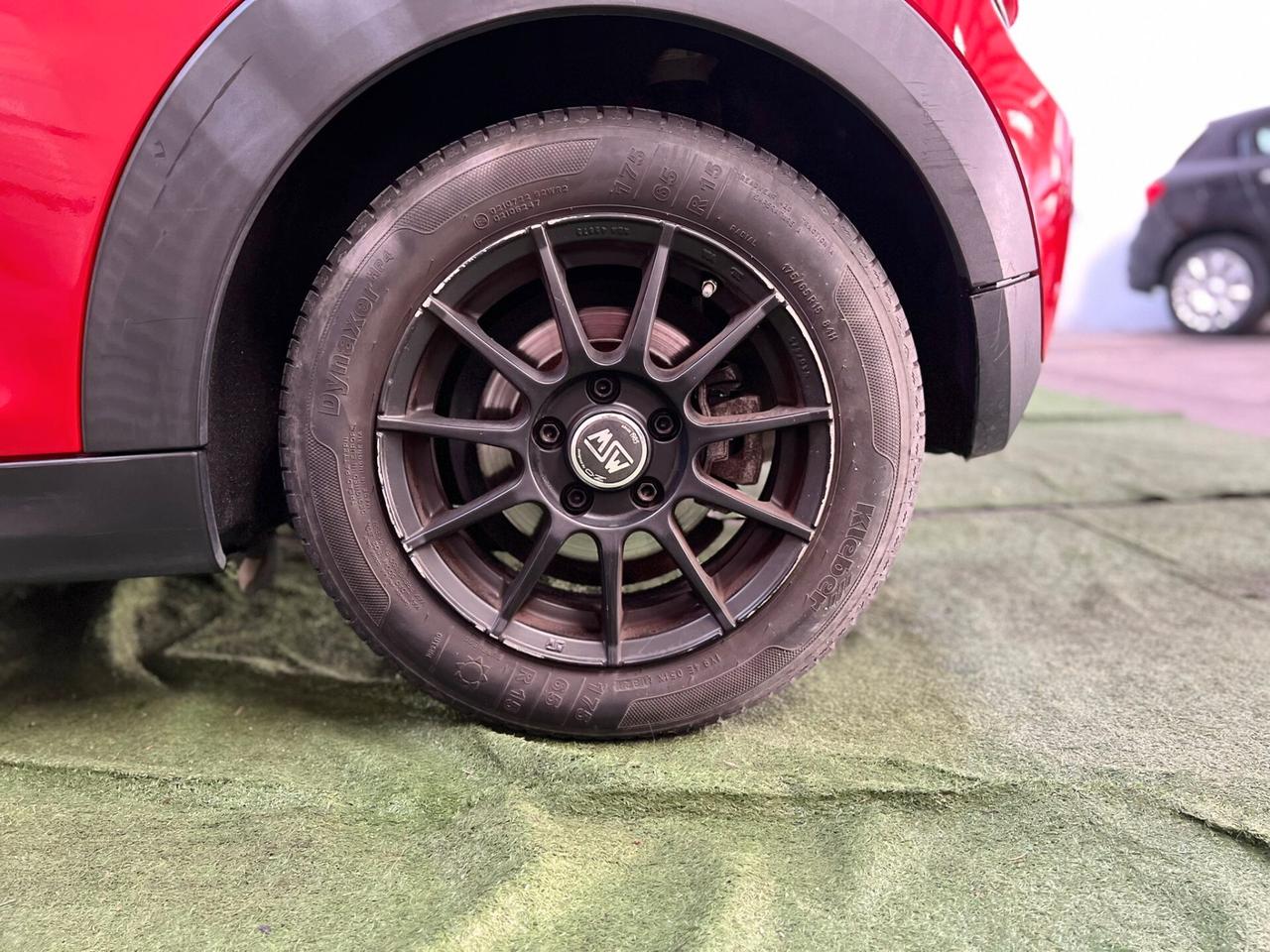 Mini Mini 1.2 One