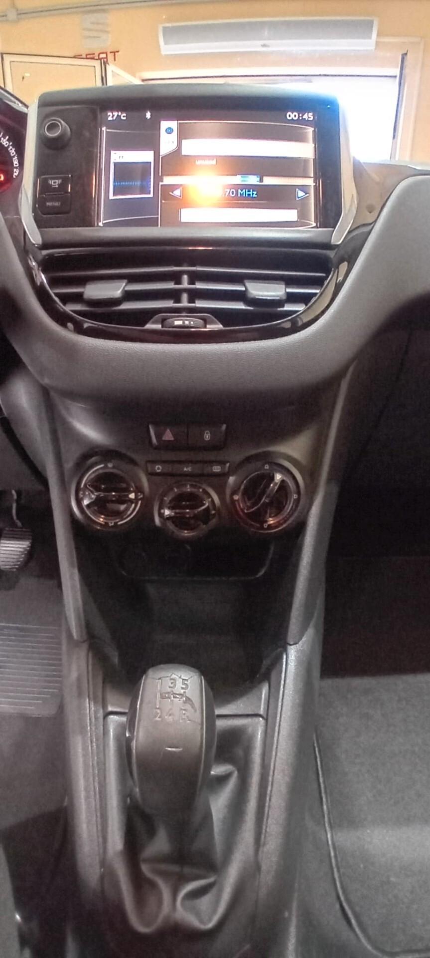 Peugeot 208 1.2 VTi 82 CV 5 porte Allure