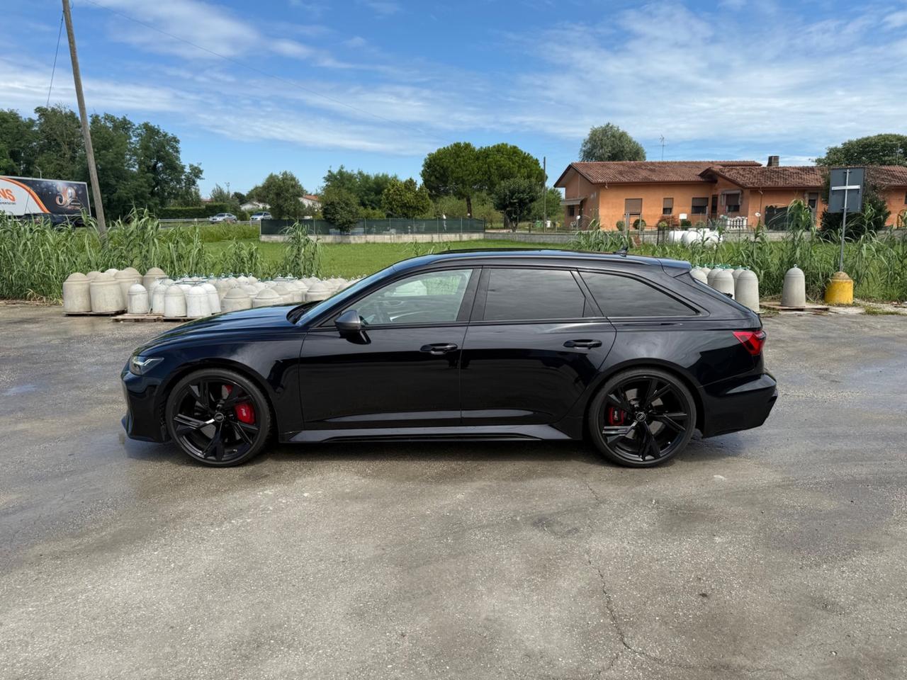 Audi RS6 RS 6 Avant 4.0 TFSI V8 quattro tiptronic Performance