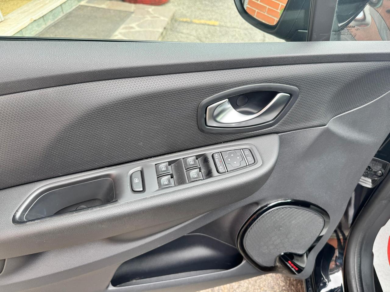 Renault Clio 0.9 tce energy Duel2 Gpl 90cv