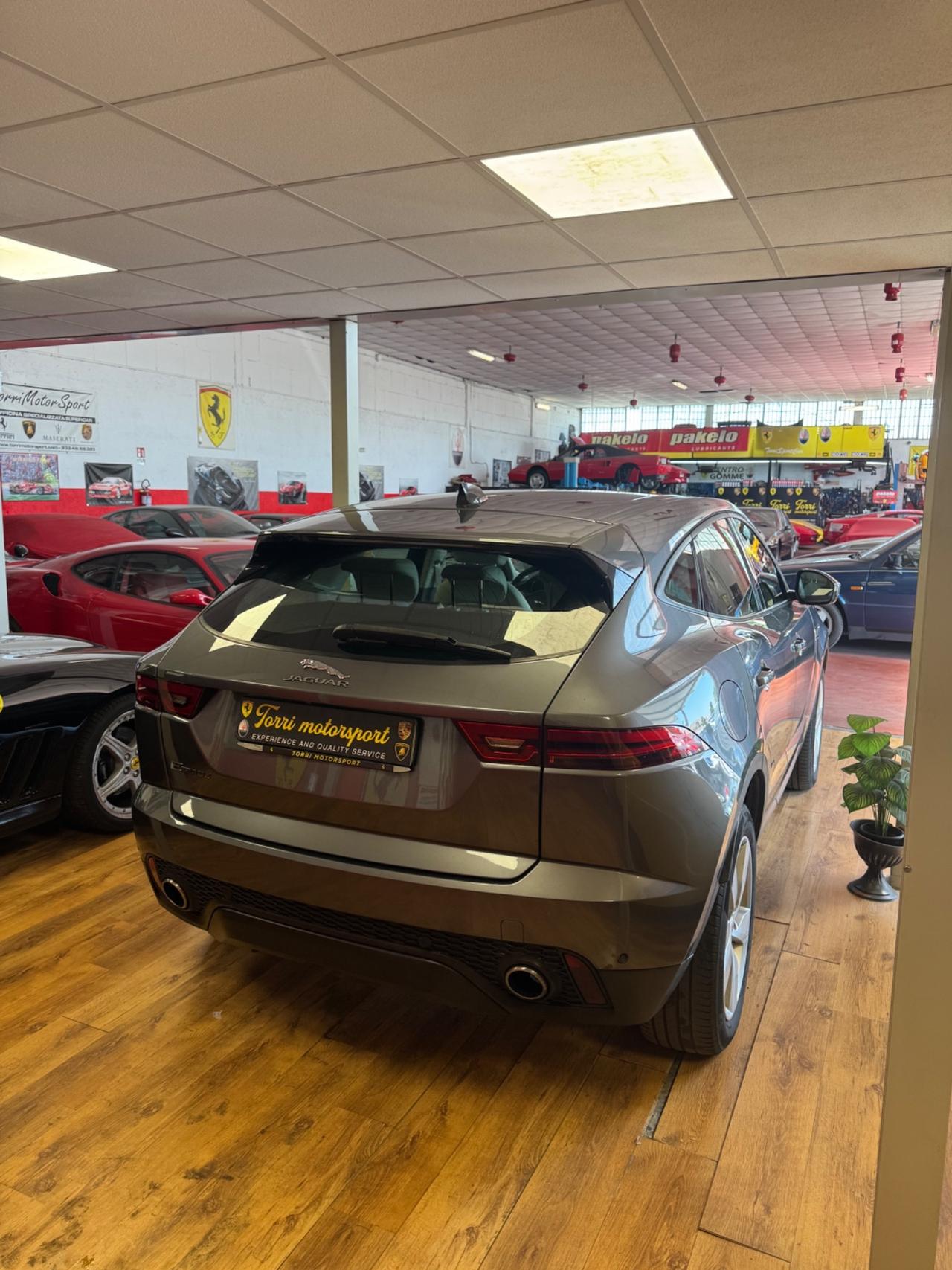 Jaguar E-Pace 2.0D 150 CV PERMUTE