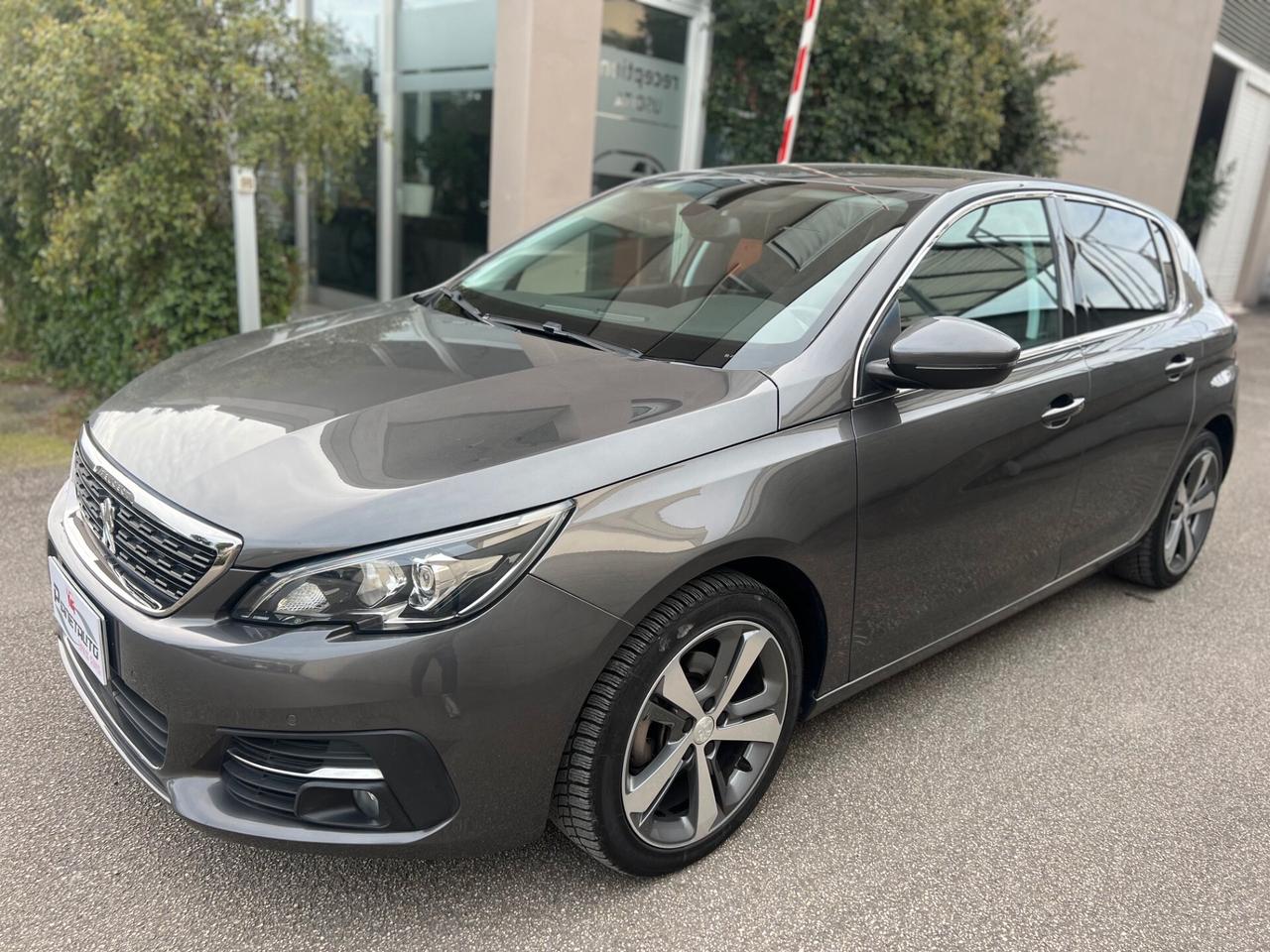 Peugeot 308 5pt 1.5 bluehdi 130cv Allure NAVI/PDC PERFETTA!!