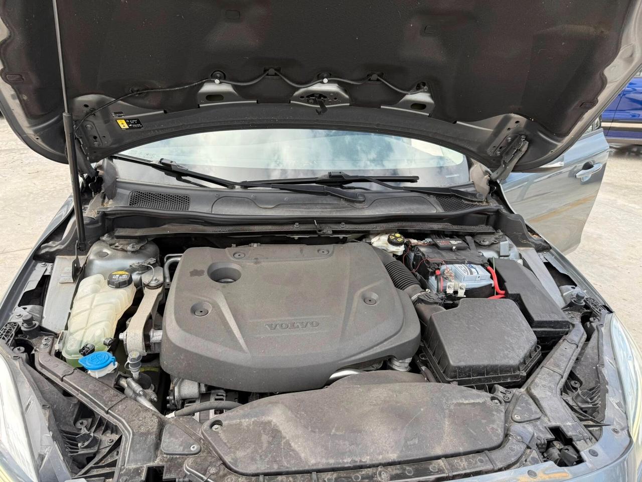 Volvo V40 D2 Geartronic Business Plus