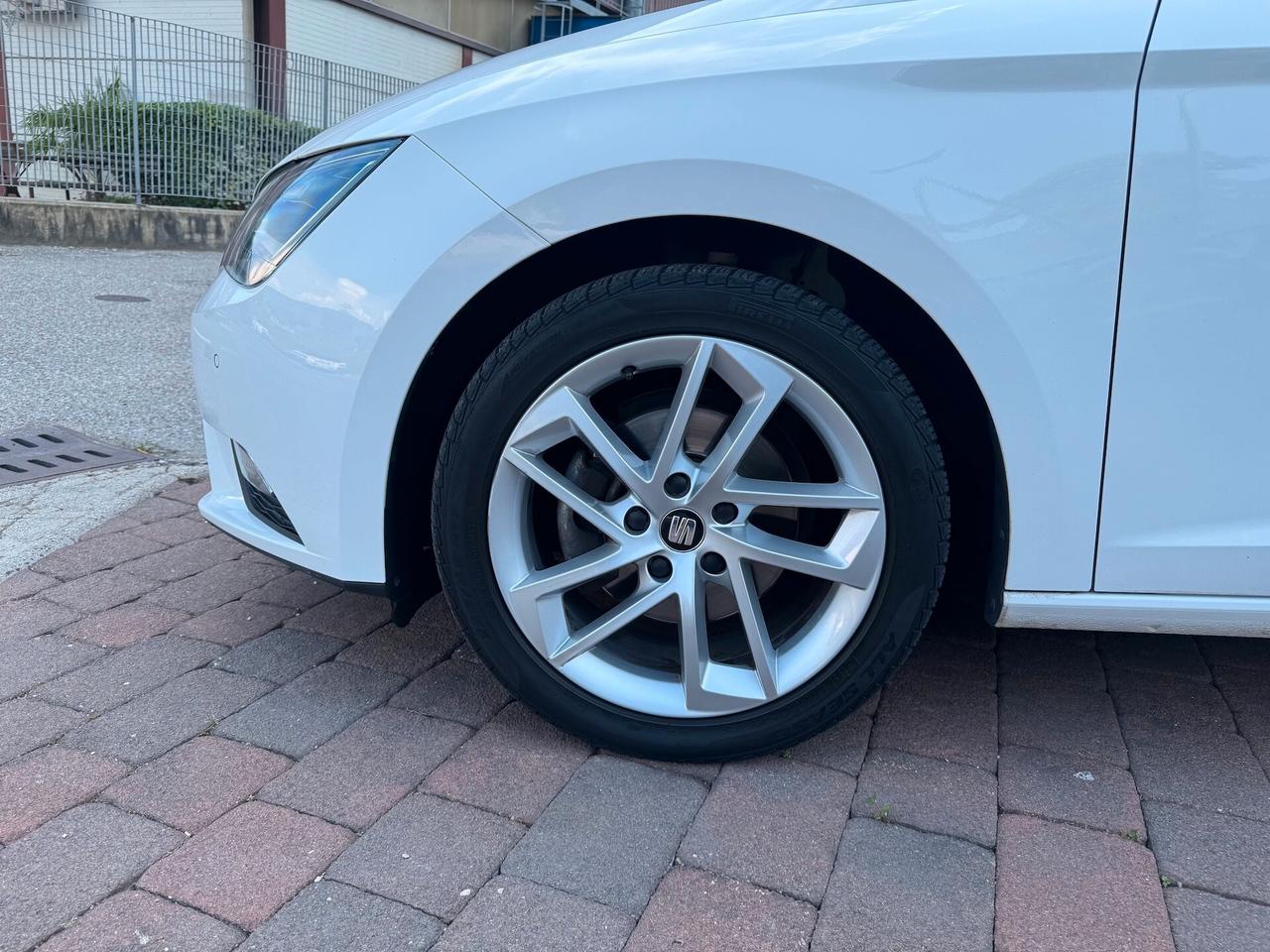 Seat Leon 1.6 TDI 105 CV DSG 5p. Start/Stop Style