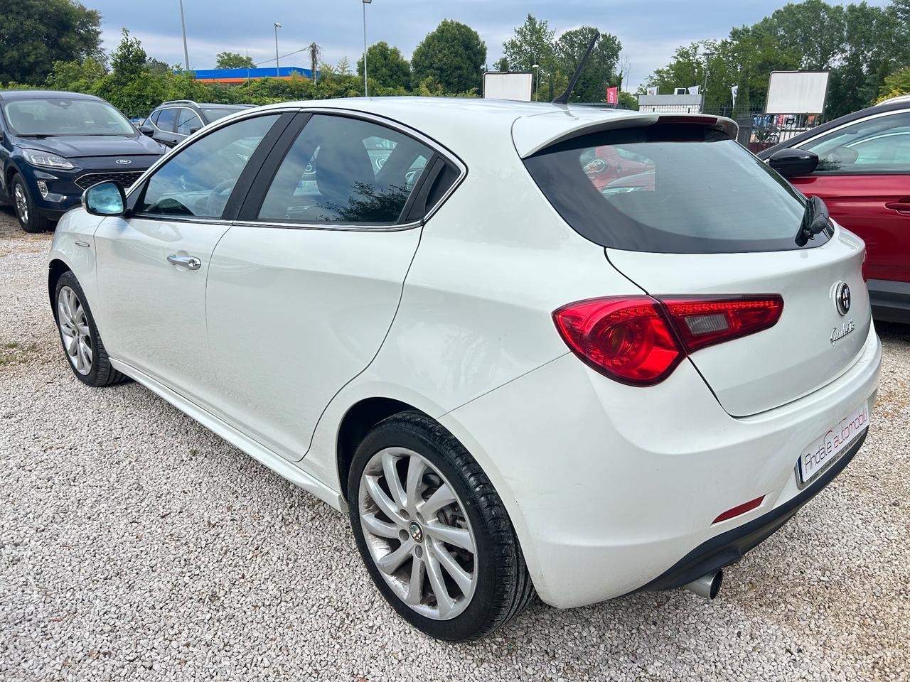 Alfa Romeo Giulietta 2.0 JTDm-2 Distinctive