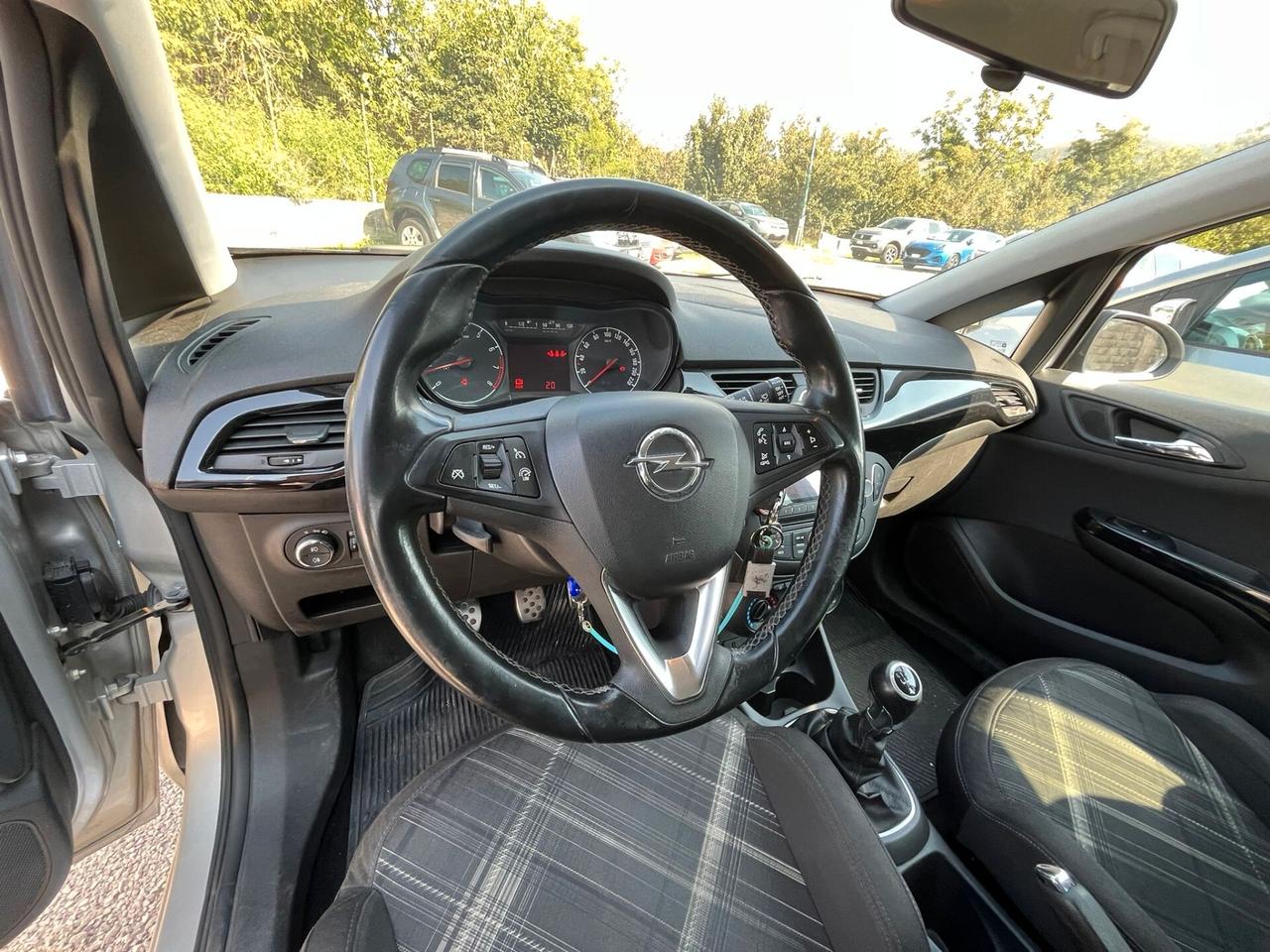 Opel Corsa 1.4 90CV GPL Tech 5 porte b-Color