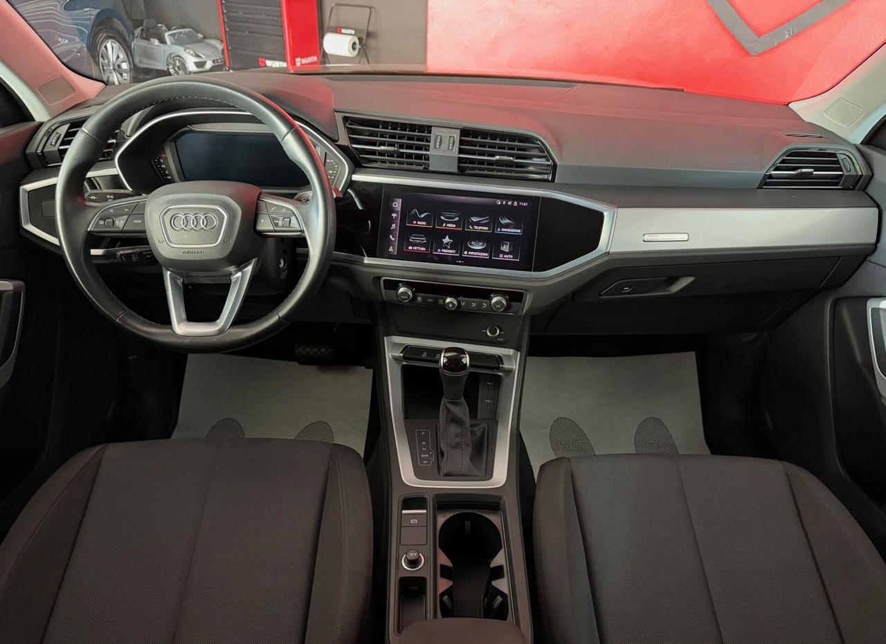 Audi Q3 35 TDI S tronic Business Advanced