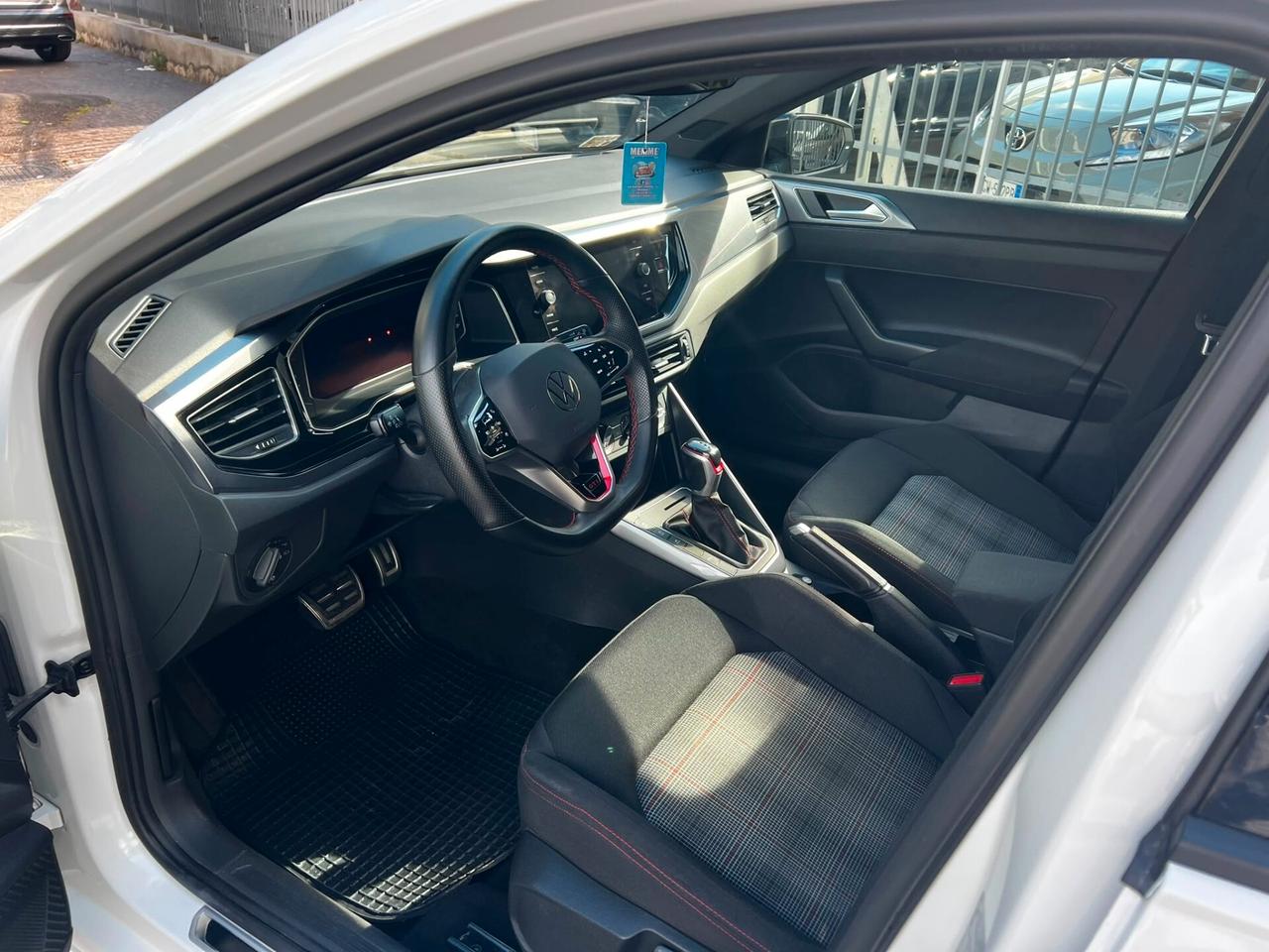 Volkswagen Polo 2.0 TSI DSG GTI