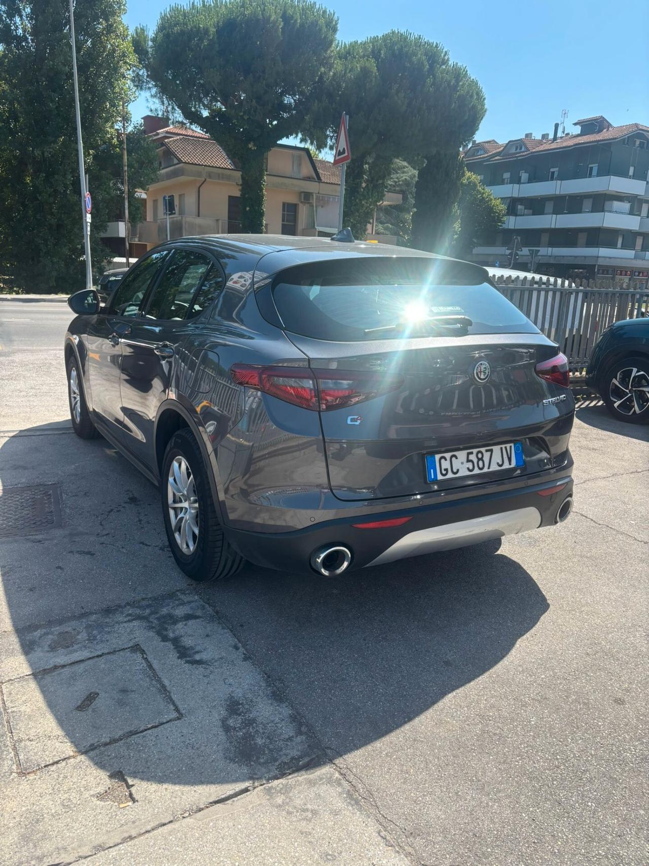 Alfa Romeo Stelvio 2.2 Turbodiesel 190 CV AT8 Q4 Business NESSUN VINCOLO