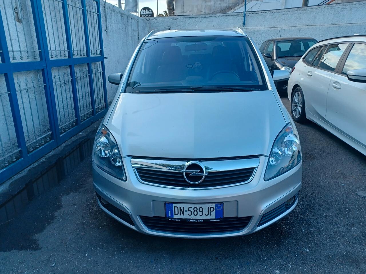 Opel Zafira 1.9 CDTI 120CV Cosmo UNICO PROPRIETARIO 7 POSTI