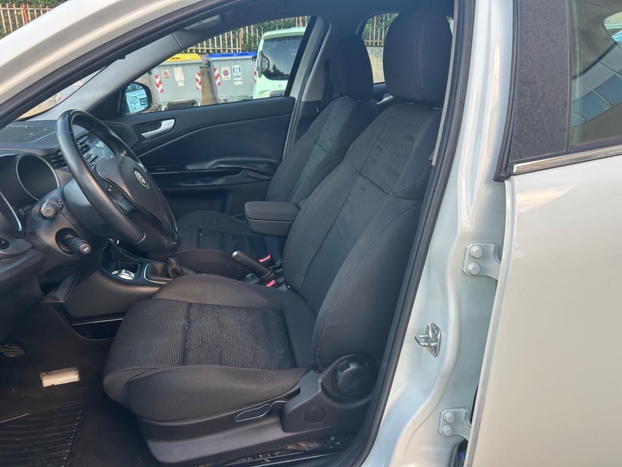 Alfa Romeo Giulietta 1.6 JTDm-2 105 CV