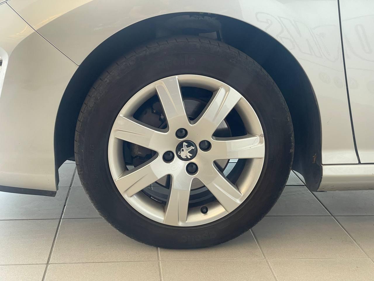 Peugeot 308 - Station Wagon - Unico Proprietario