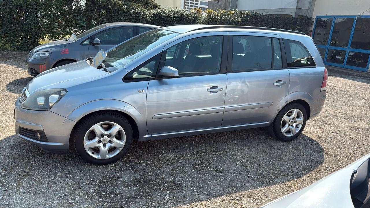Opel Zafira 1.9 CDTI 120CV Cosmo