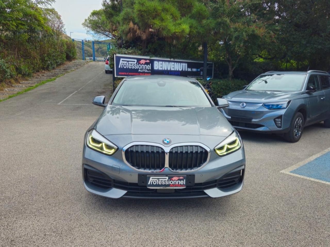 Bmw 116 116d 5p. Business Advantage
