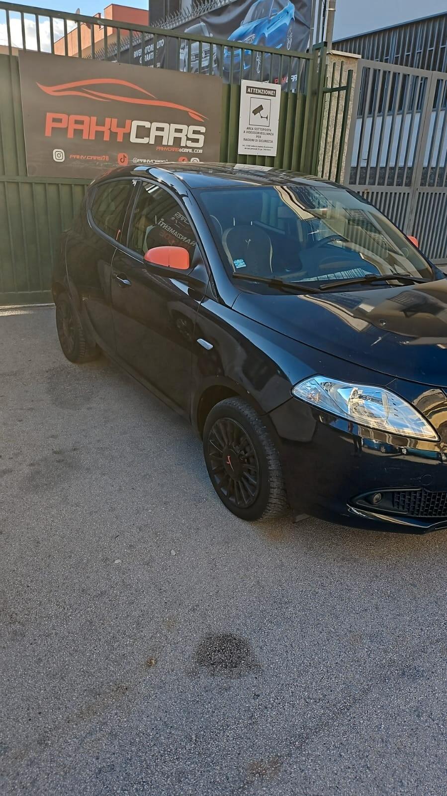 Lancia Ypsilon 1.2 69 CV 5 porte GPL Ecochic Gold