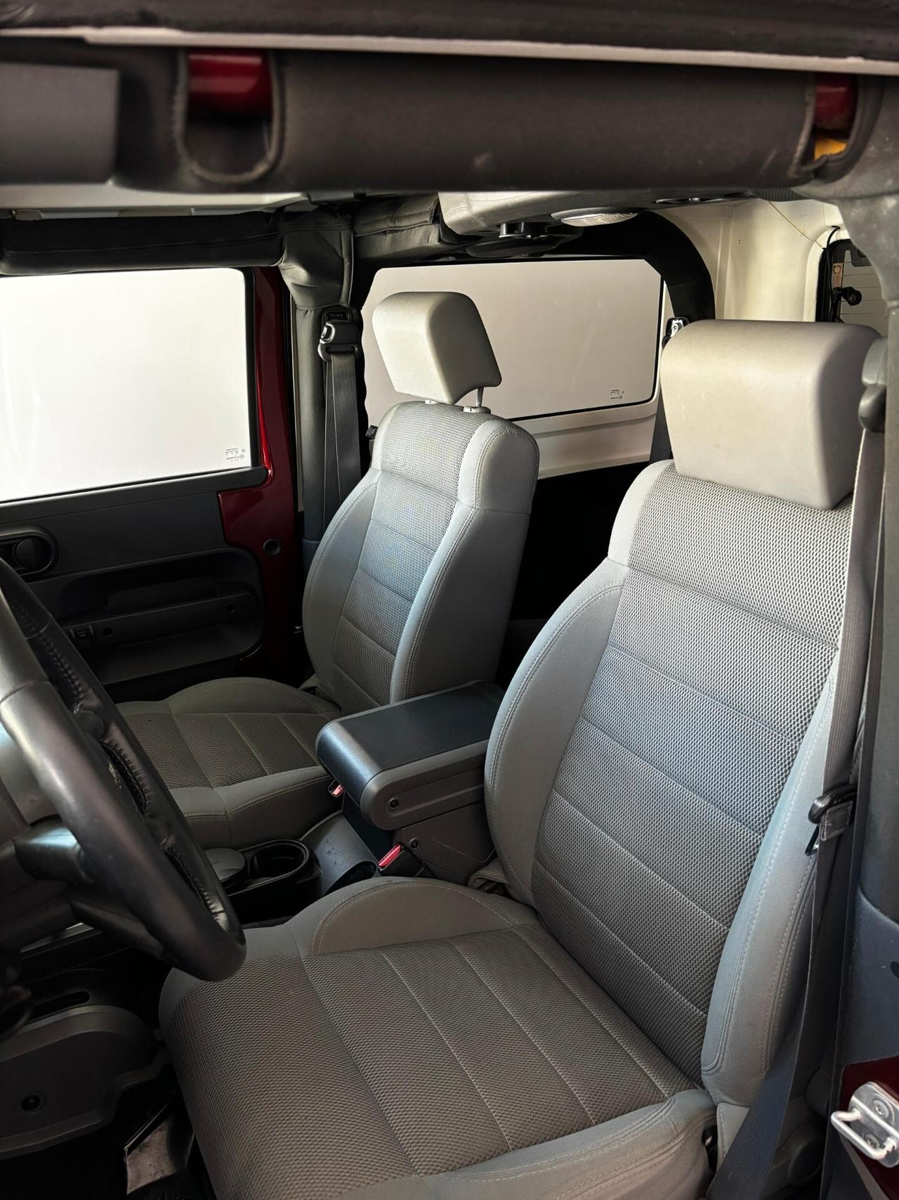 Jeep Wrangler 3.8 Sahara Auto DA VETRINA
