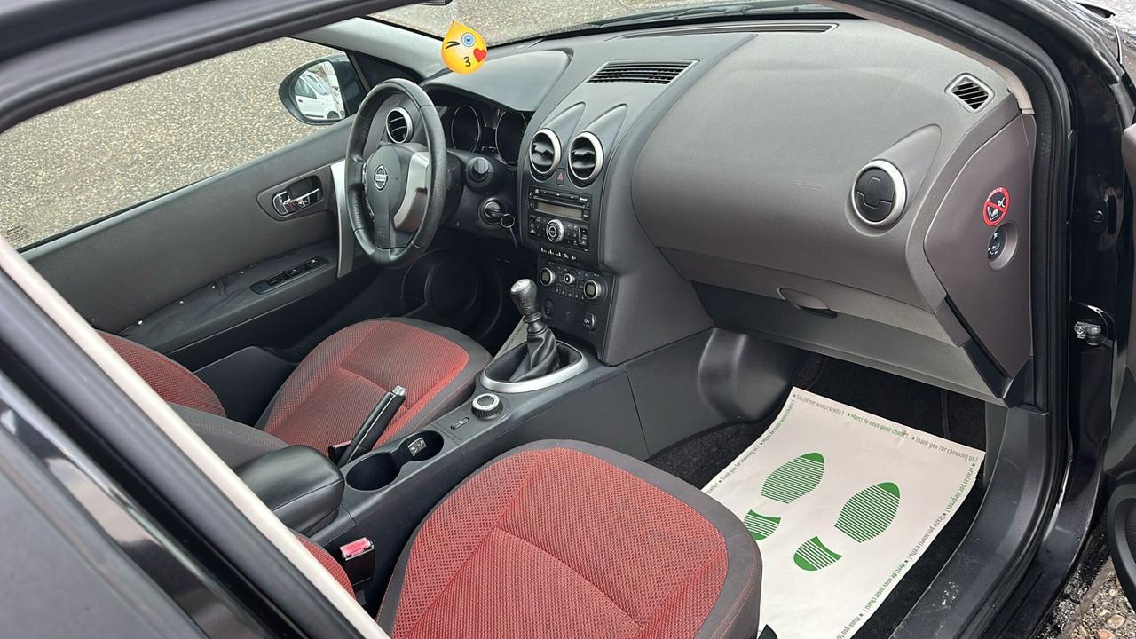 Nissan Qashqai 2.0 dCi DPF 4WD Tekna