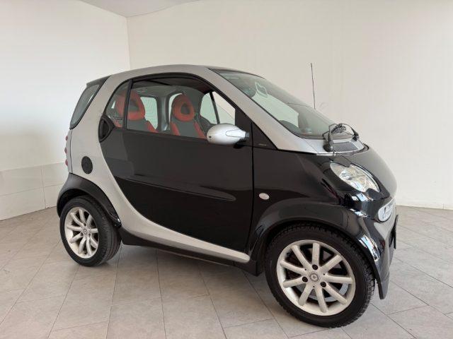 SMART ForTwo 700 coupé passion (45 kW)