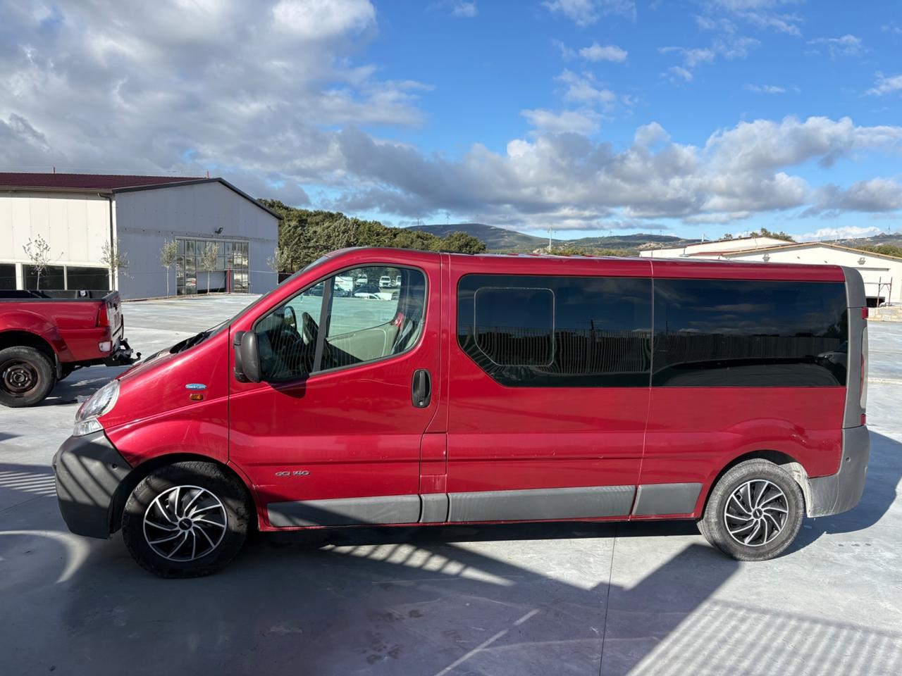 Renault Trafic 2.5 dCi/140 9 Posti