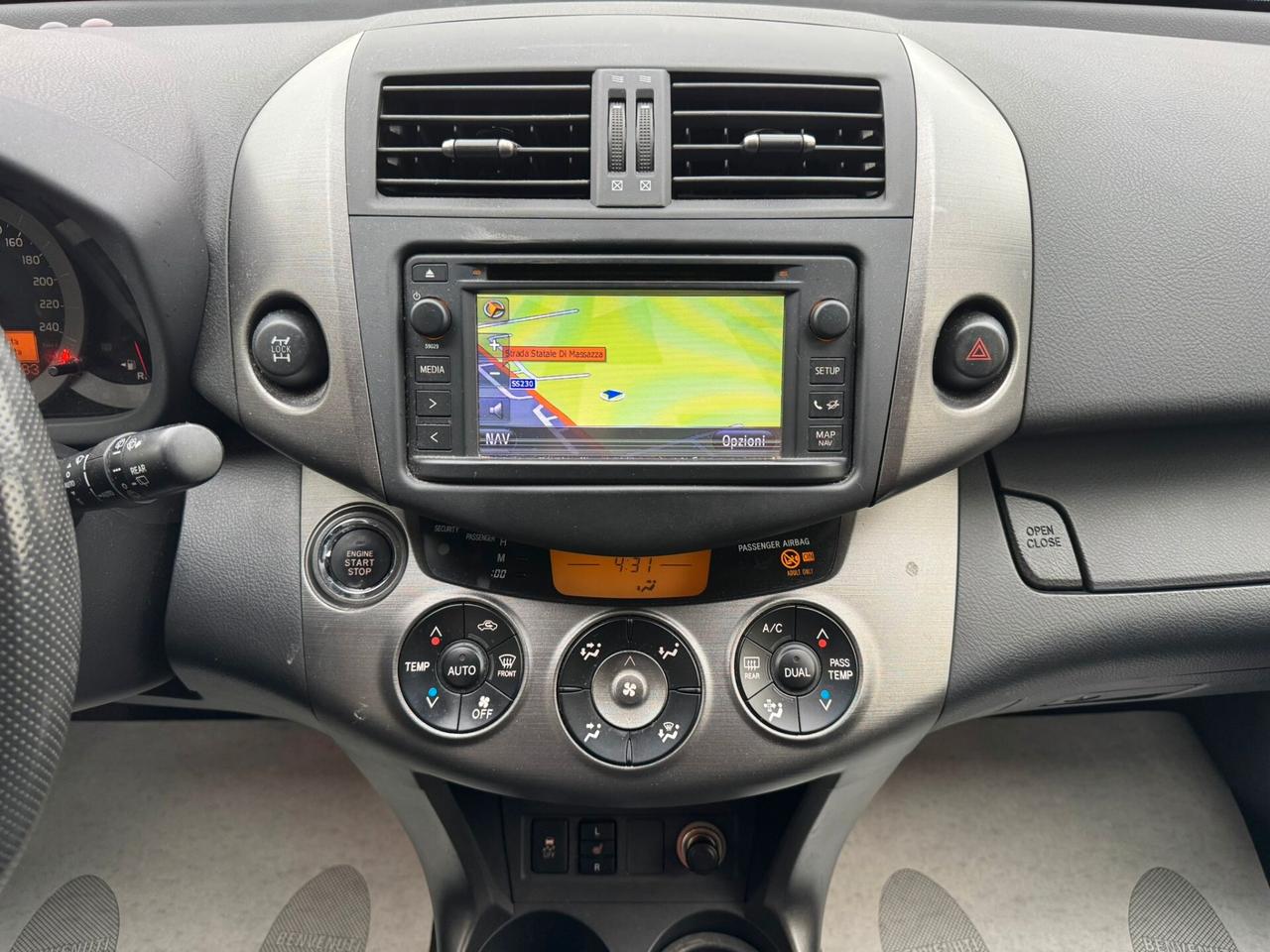 Toyota RAV 4 RAV4 Crossover 2.2 D-4D 150 CV Lounge