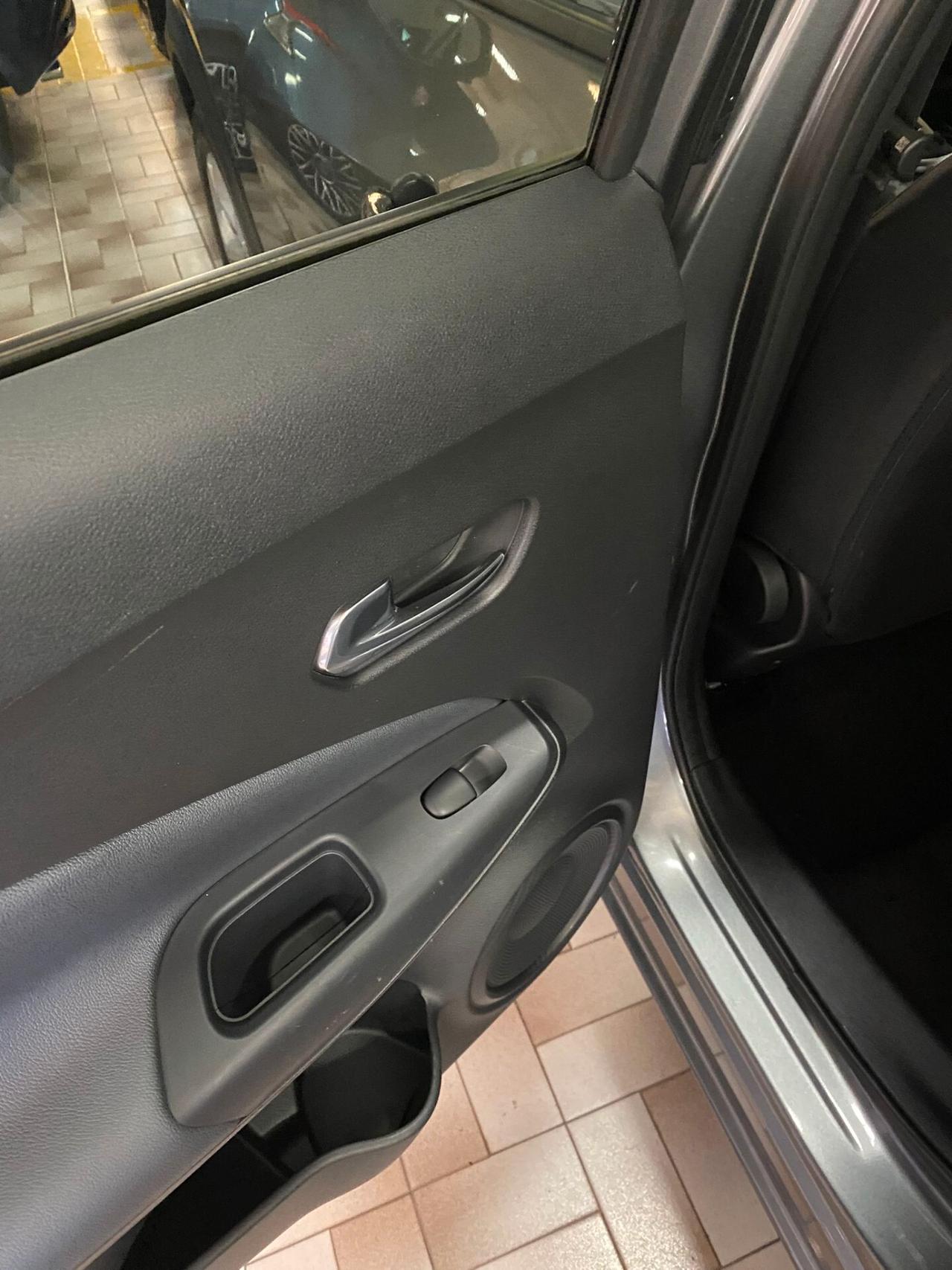 Nissan Juke 1.0 DIG-T 114 CV DCT N-Connecta