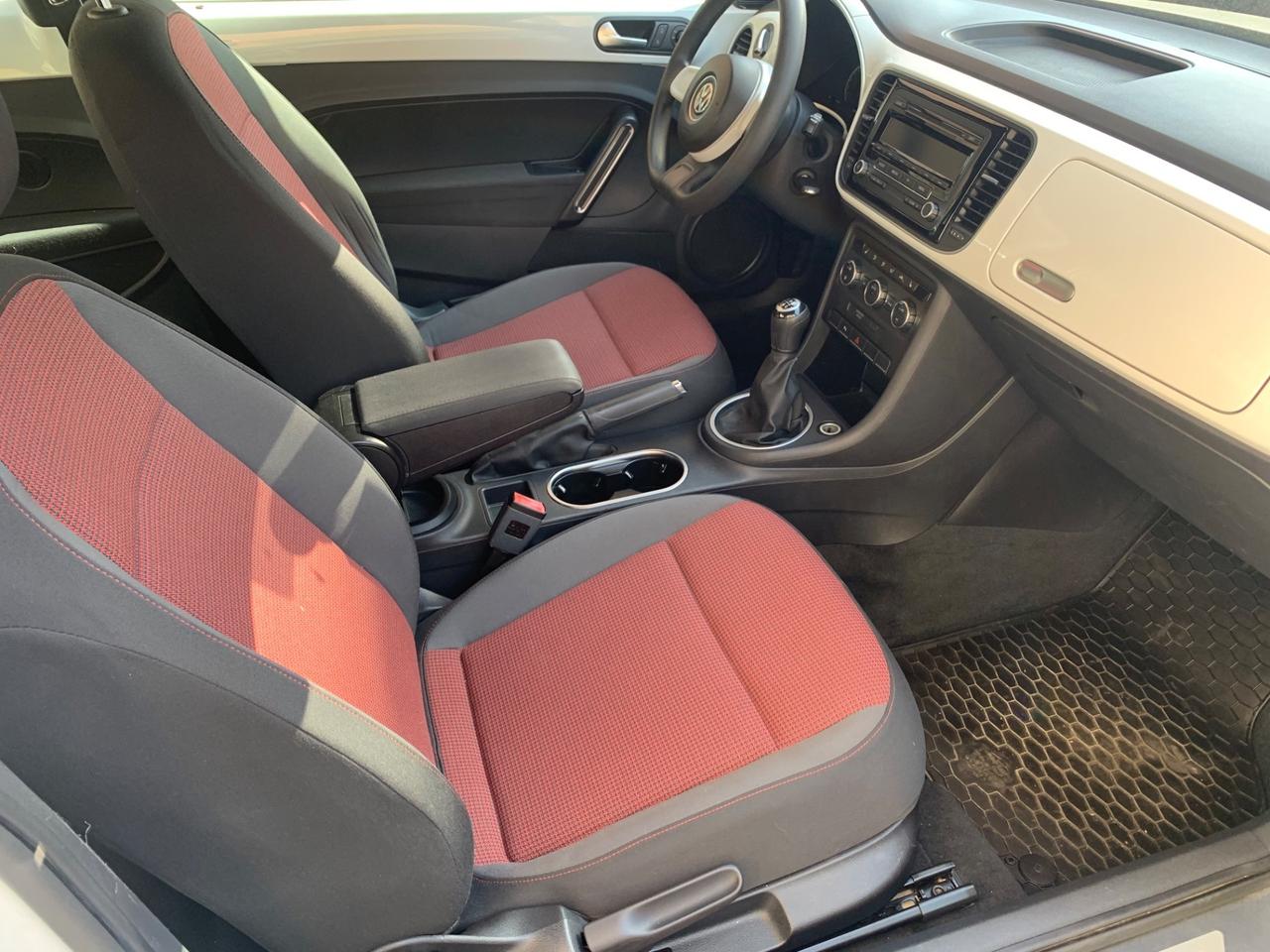 Volkswagen Maggiolino 1.2 TSI Design B 03/2015 km 38000