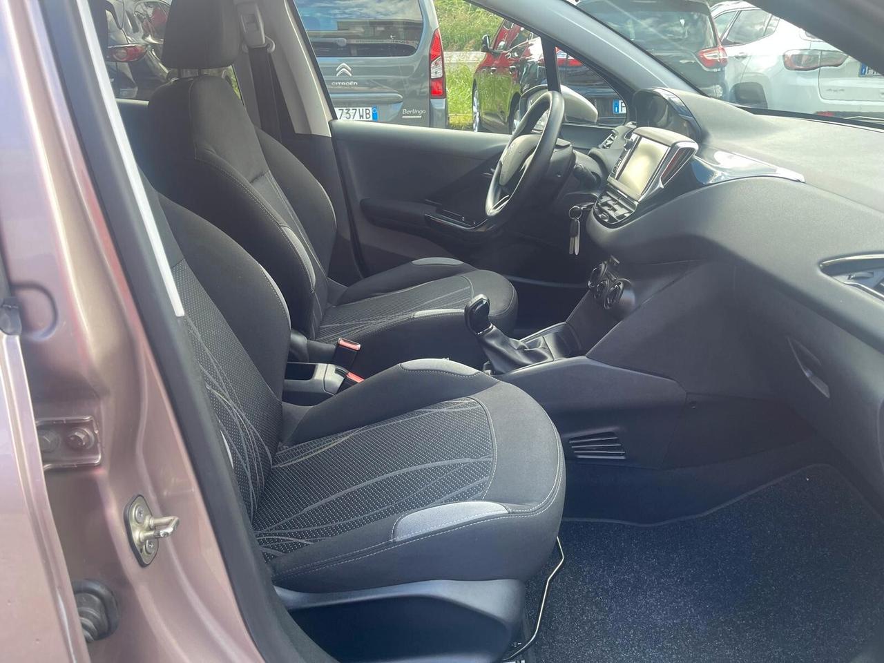 Peugeot 208 1.4 HDi 68 CV 5 porte Allure